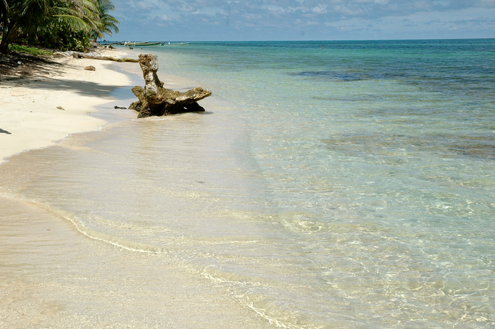 Strand auf Littlecornisland Nicaragua