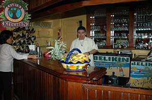Ambergris Caye: Elvis Kitchen  N.Bruhn/CariLat